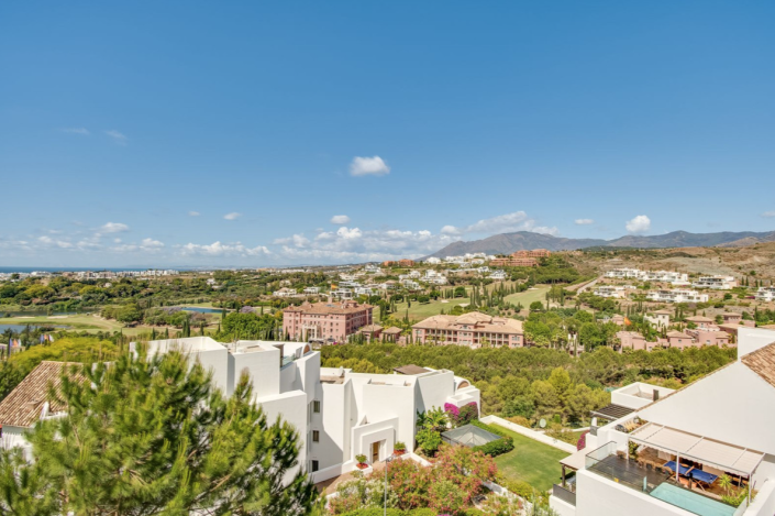 Image No.11-2 Bed Apartment for sale