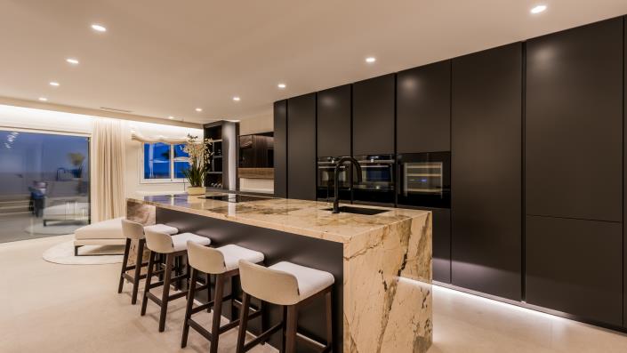 Image No.14-4 Bed Penthouse for sale