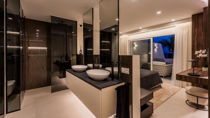 Image No.17-4 Bed Penthouse for sale