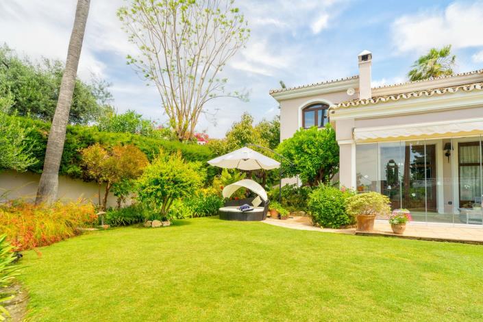 Image No.2-4 Bed Villa for sale