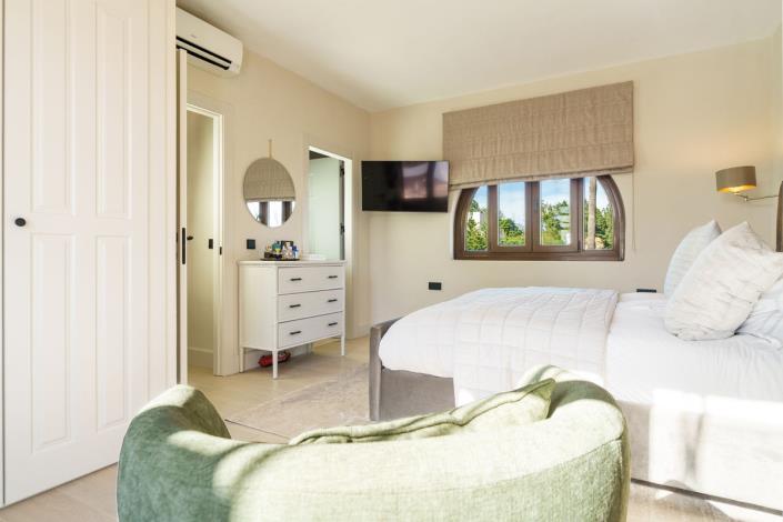 Image No.37-4 Bed Villa for sale