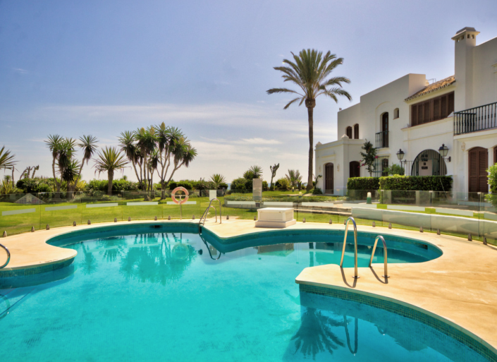 Image No.18-2 Bed Townhouse for sale