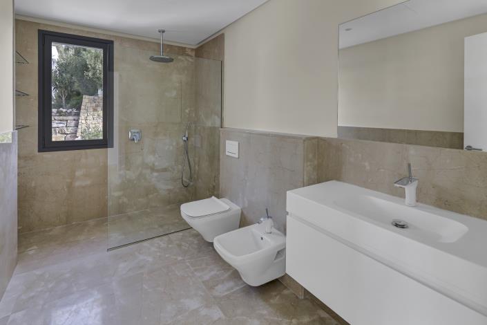 Image No.22-5 Bed Villa for sale