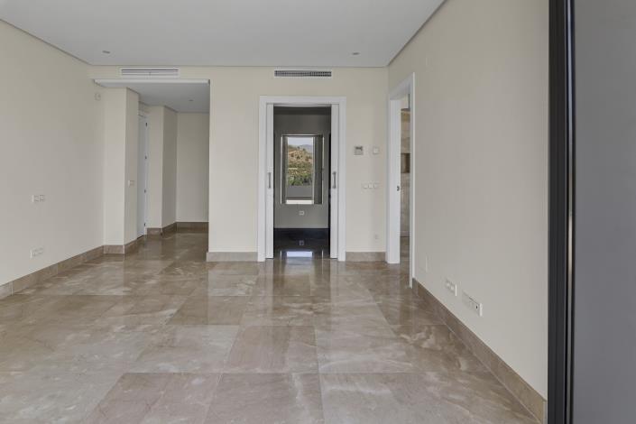 Image No.37-5 Bed Villa for sale