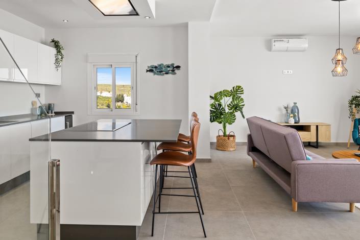 Image No.17-3 Bed Penthouse for sale