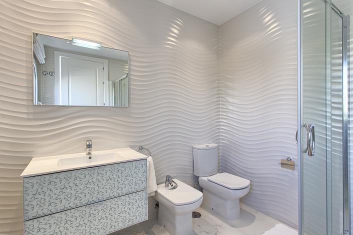 Image No.25-8 Bed Villa for sale