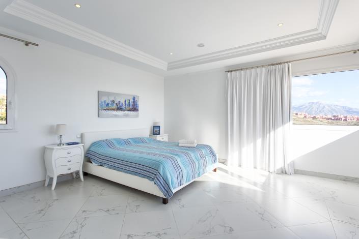 Image No.35-8 Bed Villa for sale