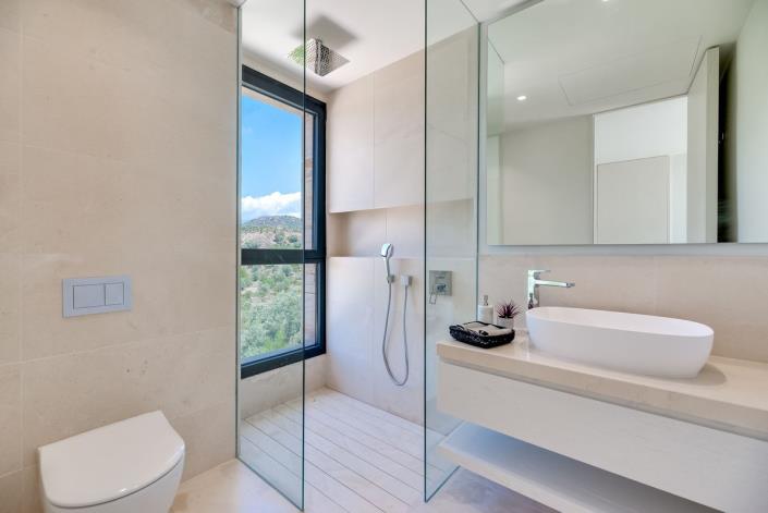 Image No.17-5 Bed Villa for sale