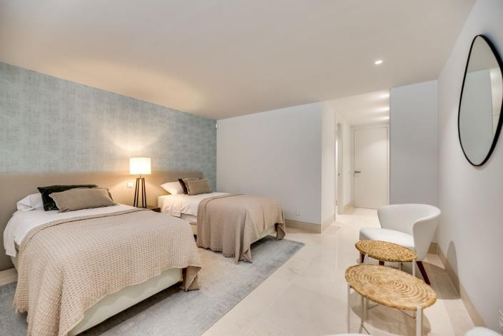 Image No.30-5 Bed Villa for sale