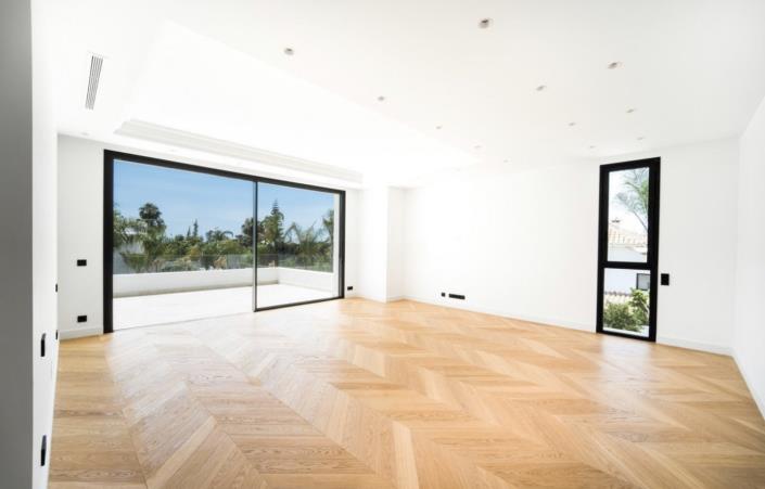 Image No.10-Villa for sale