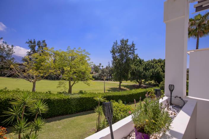 Image No.19-3 Bed Townhouse for sale