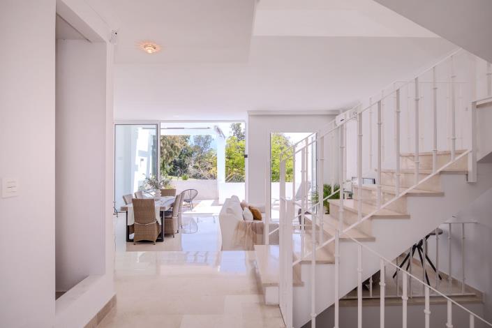 Image No.28-3 Bed Townhouse for sale