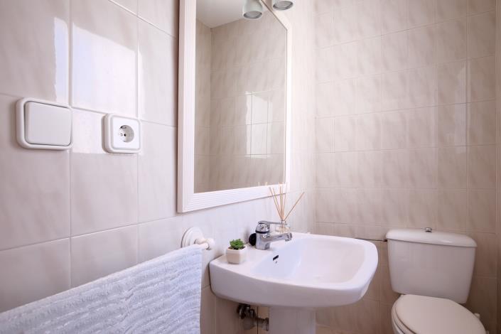 Image No.29-3 Bed Townhouse for sale