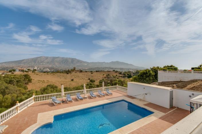 Image No.12-3 Bed Villa for sale