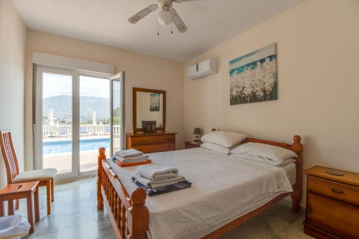 Image No.17-3 Bed Villa for sale