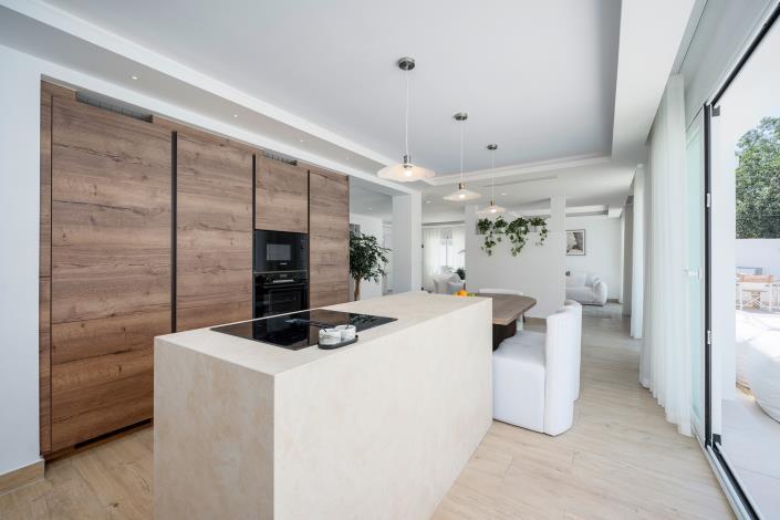 Image No.18-4 Bed Villa / Detached for sale