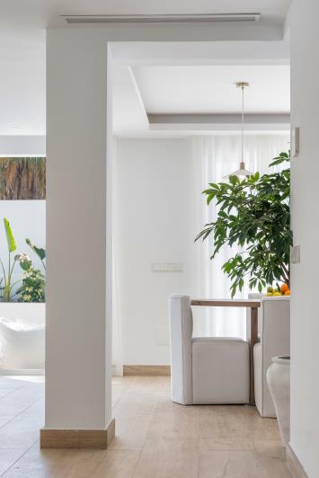 Image No.39-4 Bed Villa / Detached for sale