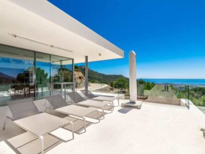 Image No.8-4 Bed Villa for sale