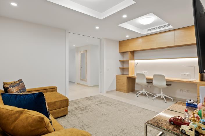 Image No.33-7 Bed Apartment for sale