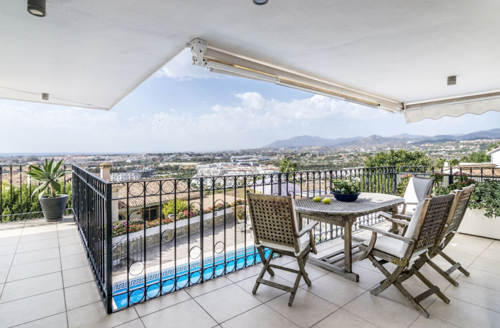 Image No.26-4 Bed Villa / Detached for sale