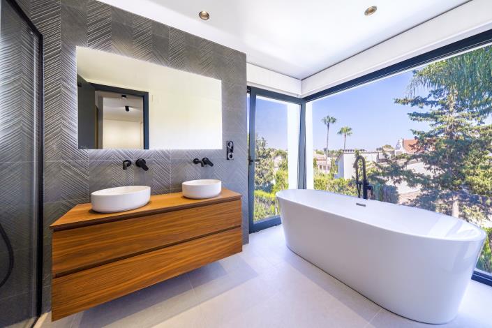 Image No.7-Villa de 5 chambres à vendre à Nueva Andalucia