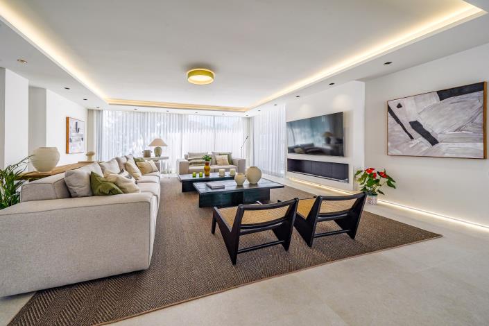 Image No.11-Villa de 5 chambres à vendre à Nueva Andalucia