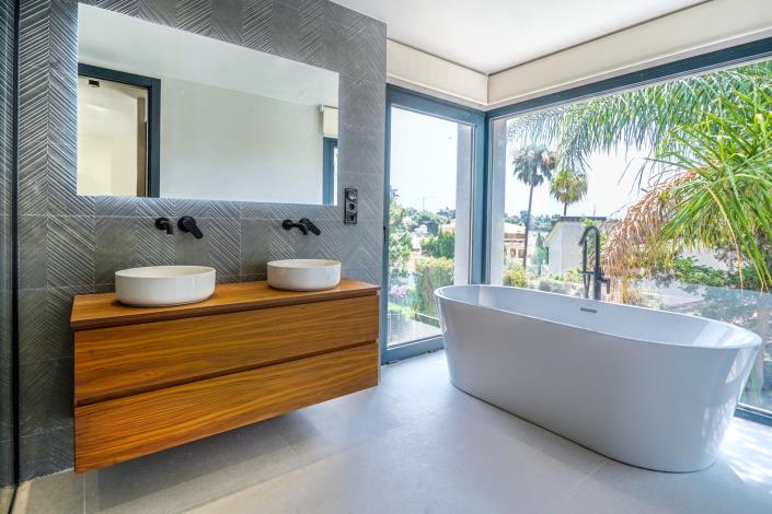 Image No.23-Villa de 5 chambres à vendre à Nueva Andalucia