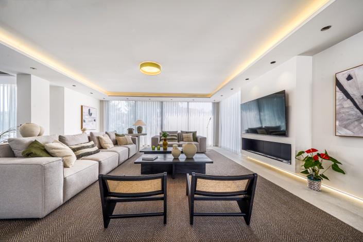 Image No.6-Villa de 5 chambres à vendre à Nueva Andalucia