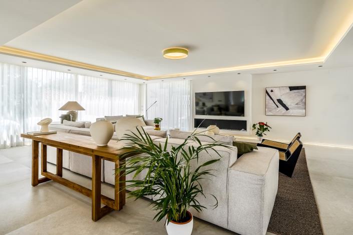 Image No.8-Villa de 5 chambres à vendre à Nueva Andalucia