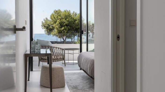 Image No.12-6 Bed Villa for sale