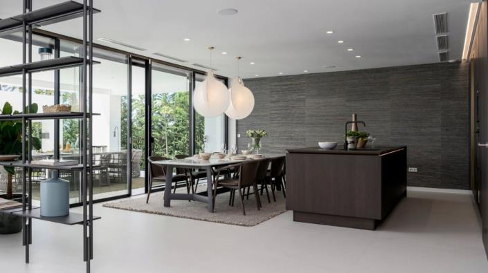 Image No.30-6 Bed Villa for sale