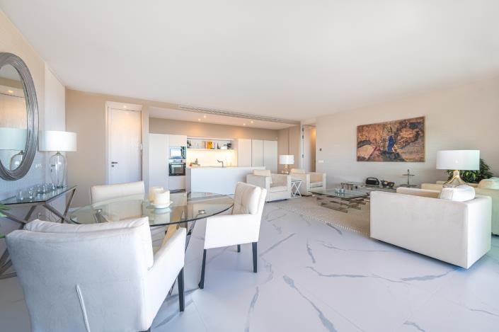 Image No.14-3 Bed Apartment for sale