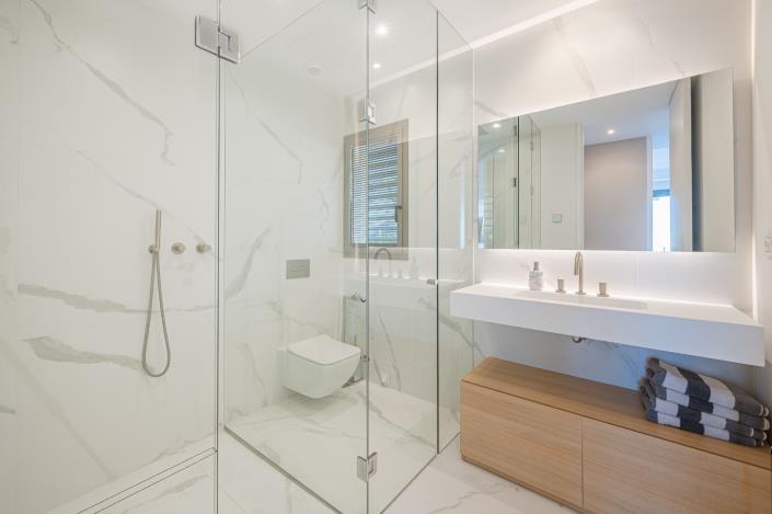 Image No.39-3 Bed Apartment for sale