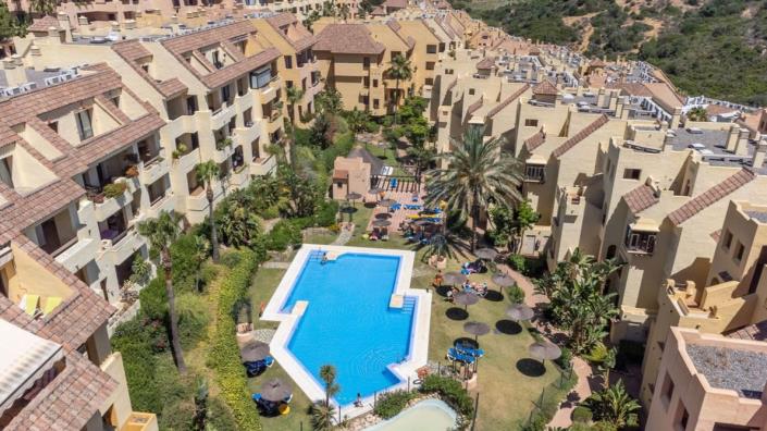 Image No.21-2 Bed Apartment for sale