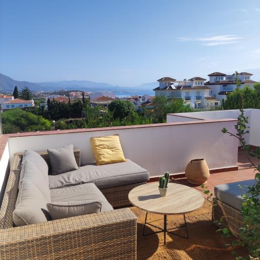 Image No.15-3 Bed Townhouse for sale