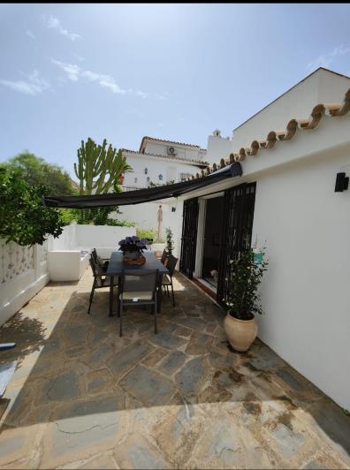 Image No.4-3 Bed Townhouse for sale