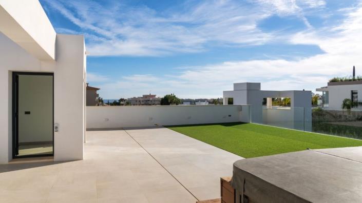 Image No.25-5 Bed Villa for sale