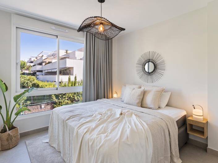 Image No.26-5 Bed Apartment for sale