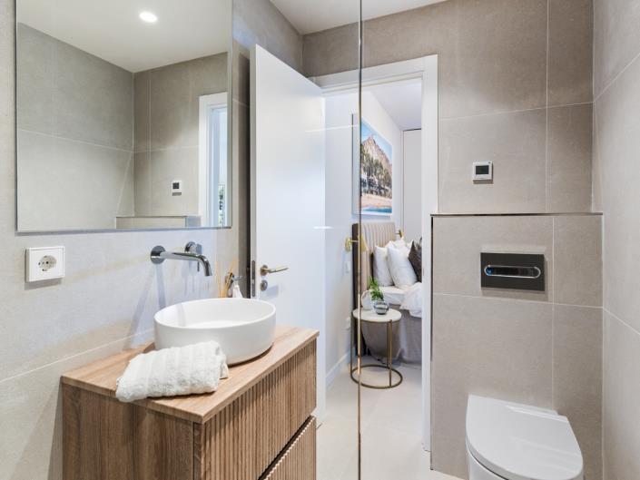 Image No.29-4 Bed Townhouse for sale