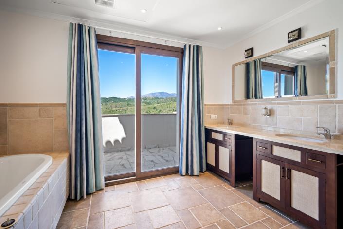 Image No.17-Villa de 6 chambres à vendre à Benahavis