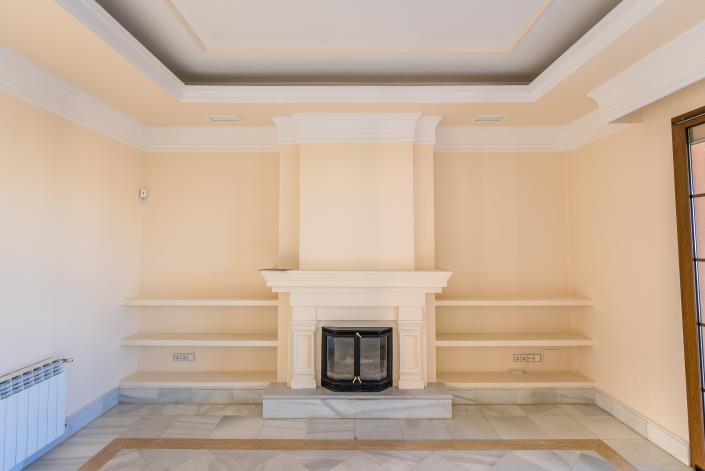 Image No.12-4 Bed Villa for sale