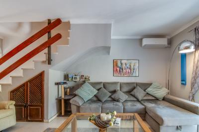 2-5bd7b9d04b45e33852eaf0ec6670150d