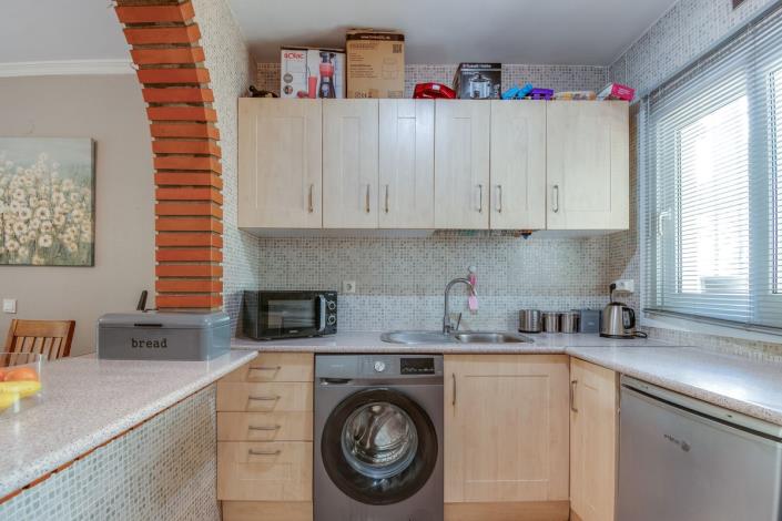 Image No.8-2 Bed Townhouse for sale