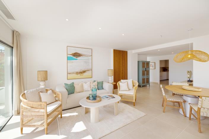 Image No.10-3 Bed Apartment for sale