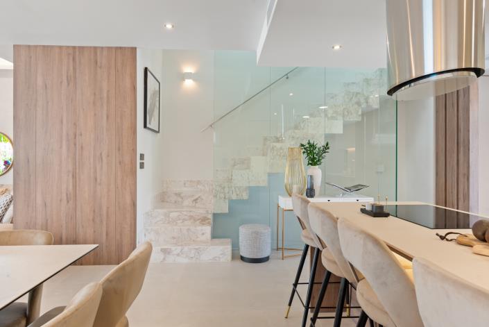 Image No.9-5 Bed Semi-Detached for sale