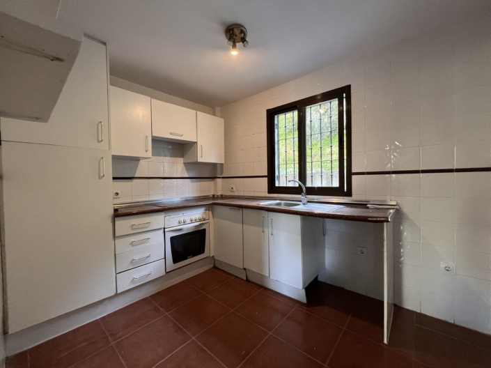 Image No.5-3 Bed Townhouse for sale