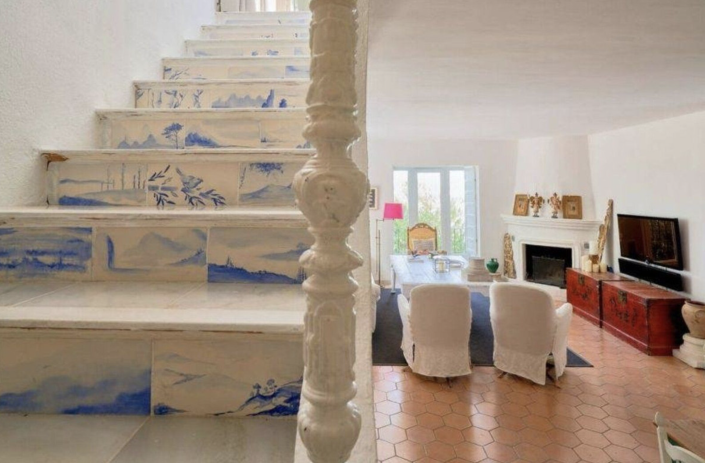 Image No.12-2 Bed Townhouse for sale