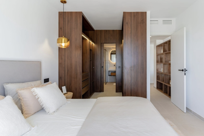 Image No.9-3 Bed Apartment for sale