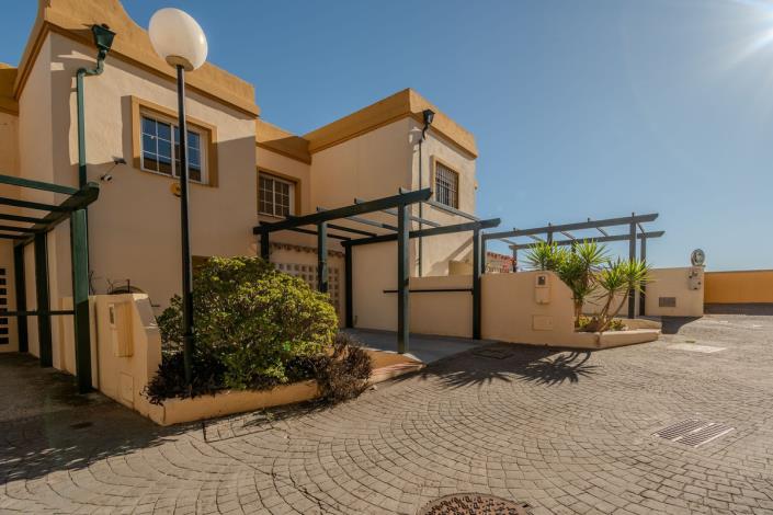 Image No.3-3 Bed Townhouse for sale