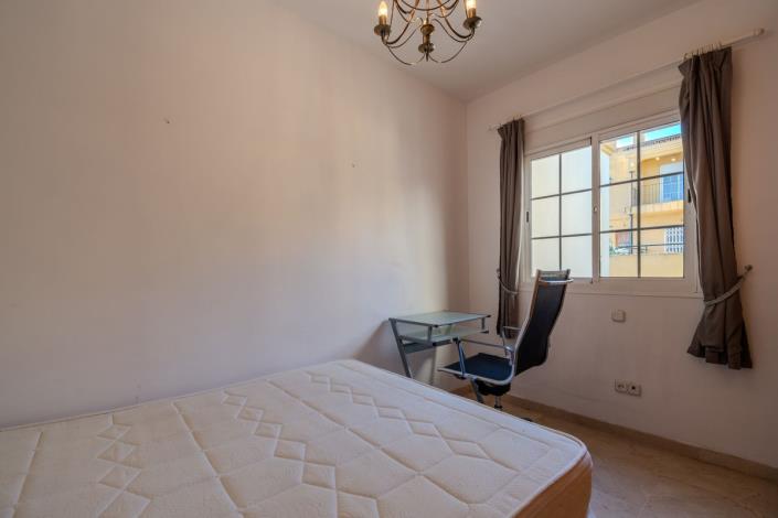 Image No.19-3 Bed Townhouse for sale